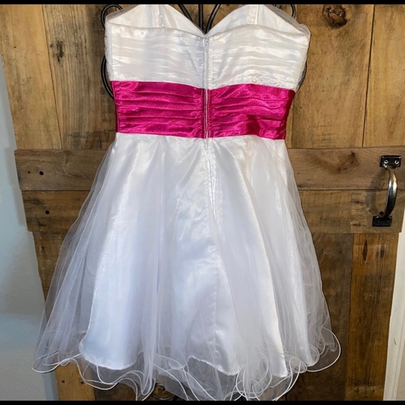 STRAPLESS WHITE DRESS - Picture 2 of 4